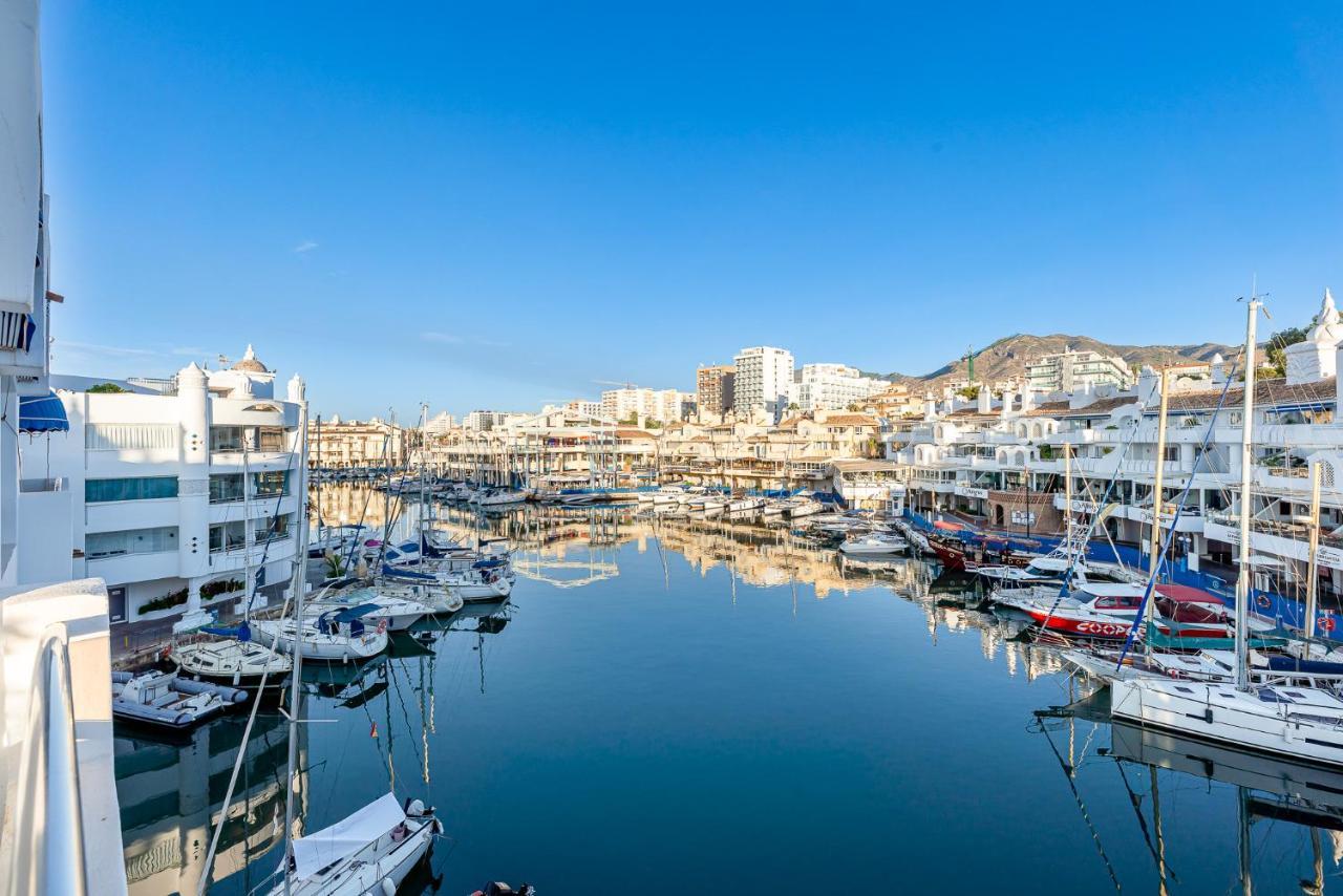 Atico Puerto Marina First Island With Sea Views And Rooftop Pool Benalmádena Eksteriør billede